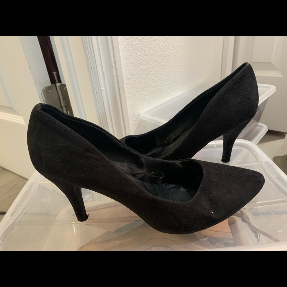 Black suede heels